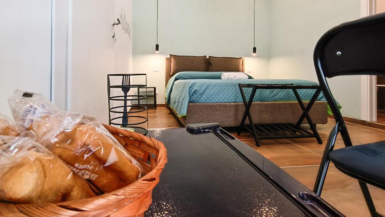 Casa Calu Castel Sant'Elmo Bed & Breakfast Napoli Dış mekan fotoğraf
